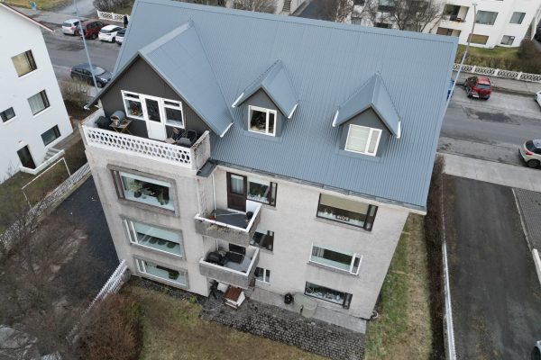 Bólstaðarhlíð 28 – Gluggaskipti og þakskipti – ljósmynd 2