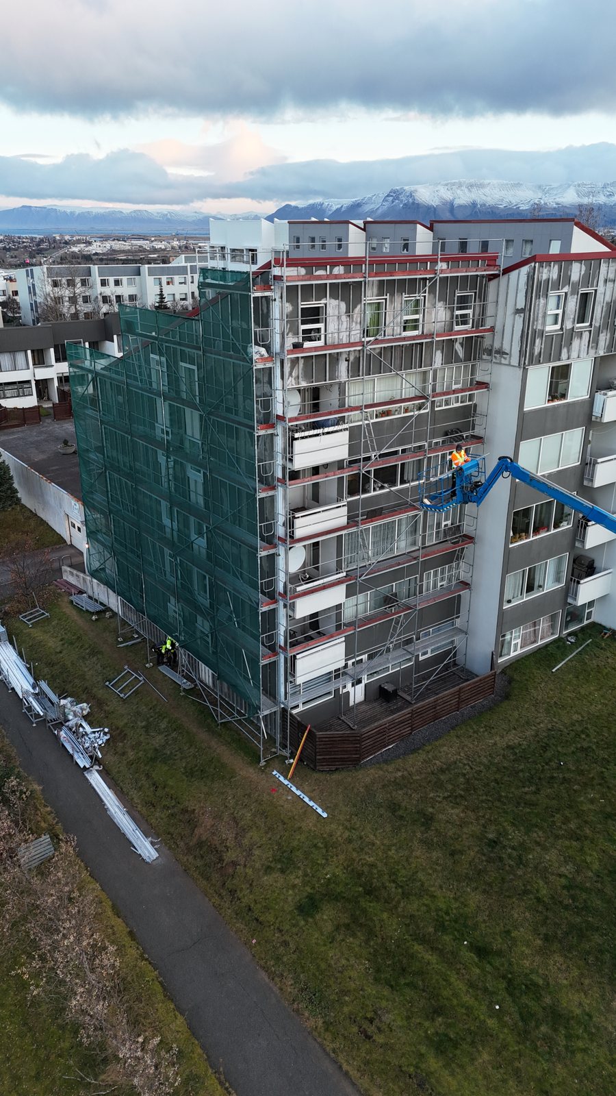 Engjasel 25 – Utanhússklæðning – ljósmynd 1