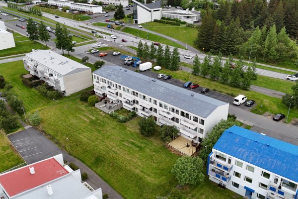 Markland 6–10 – Gluggaskipti í fjölbýlishúsi – ljósmynd 1